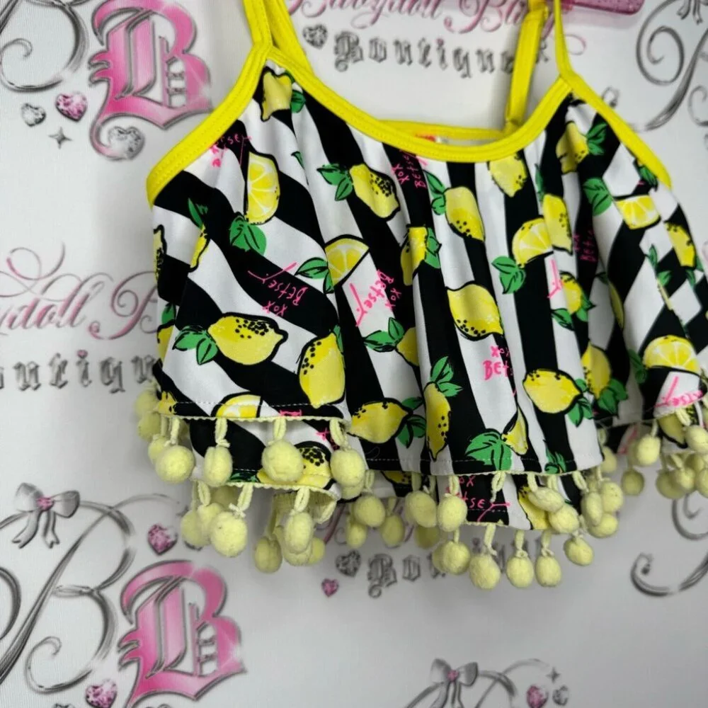 Betsey Johnson size medium